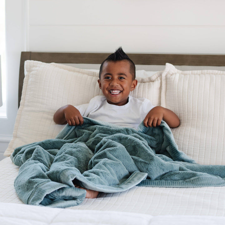 LUSH TODDLER BLANKETS: Hazelnut