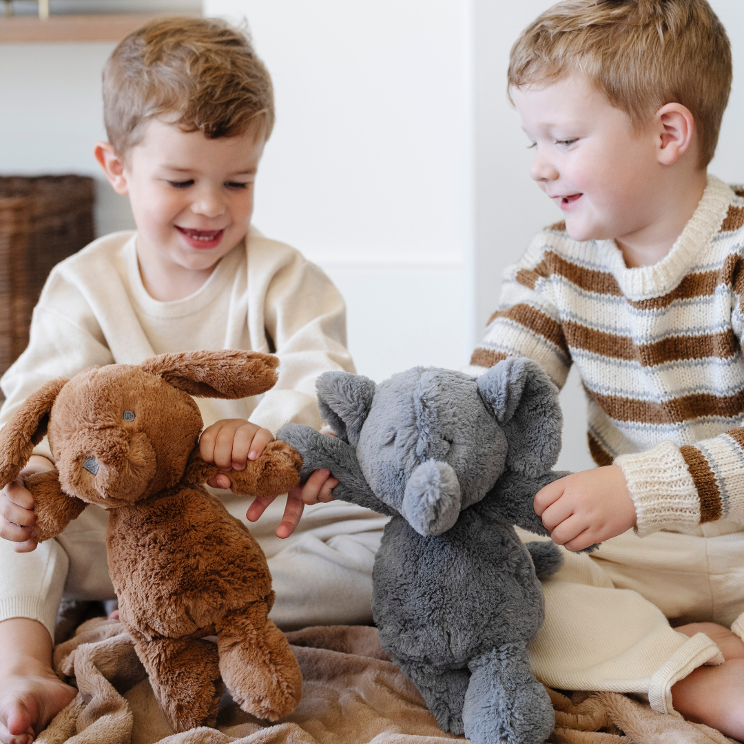 STUFFED ANIMALS: Puppy