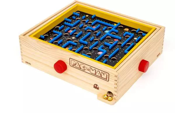 Pac-Man Labyrinth Game