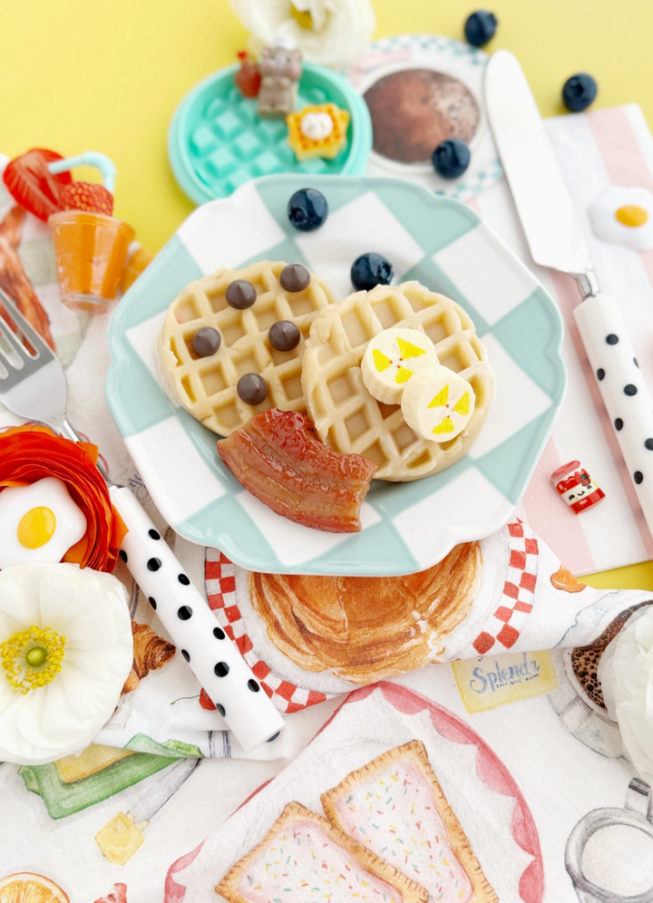 Sunny Side Diner Dough Kit