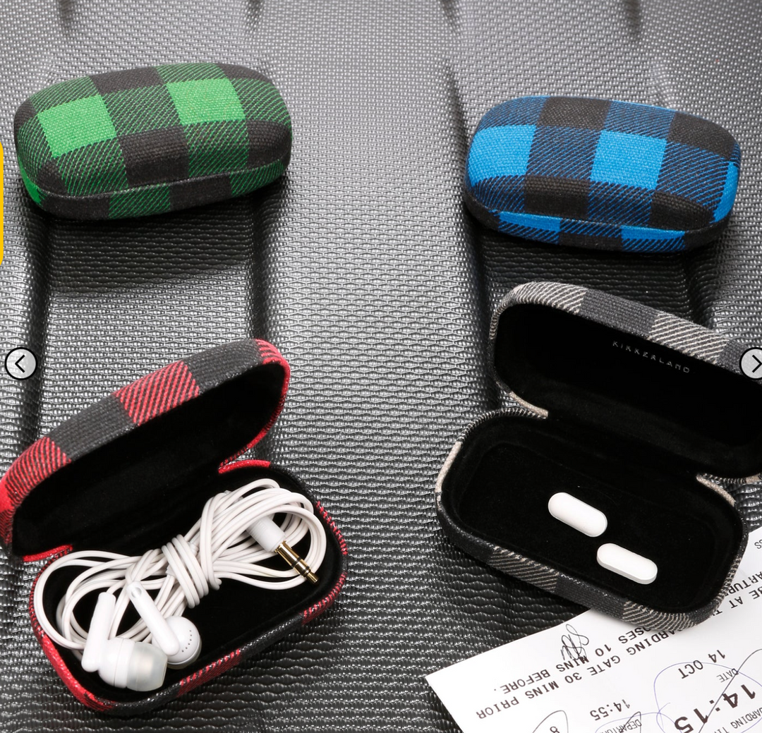 Buffalo Plaid Travel Case