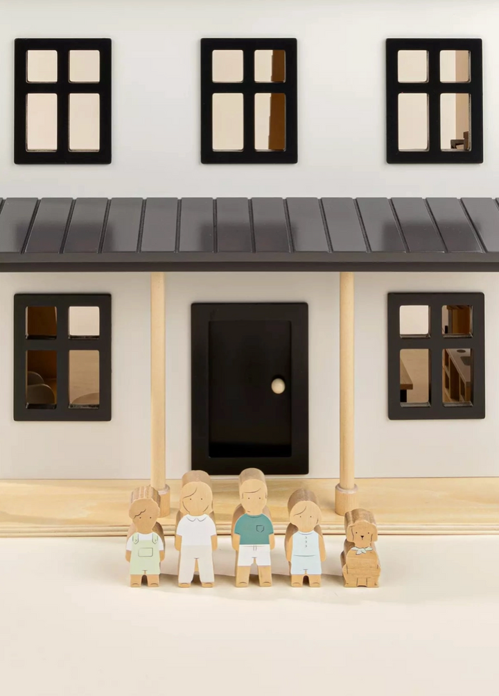 Family Wooden Doll House Characters