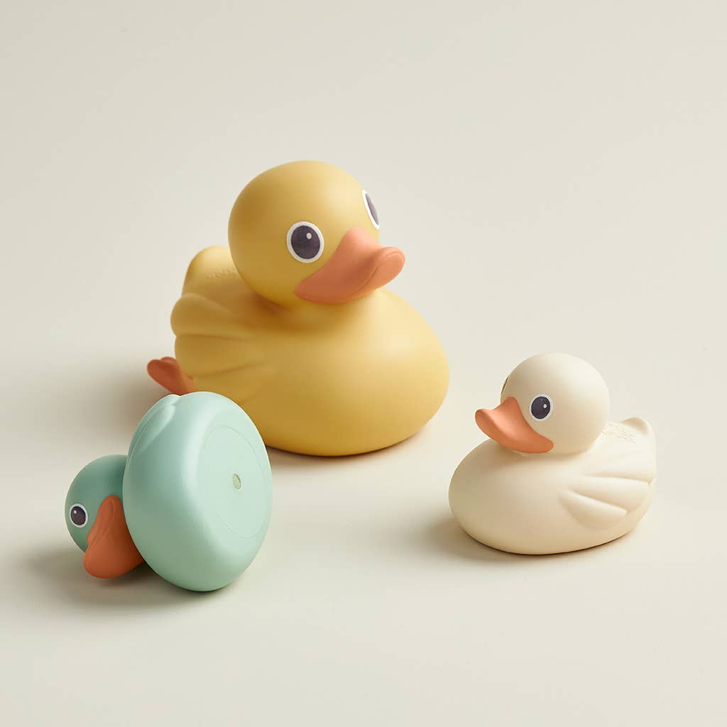 Duck Family - Bath + Water Table Toys: Mallard