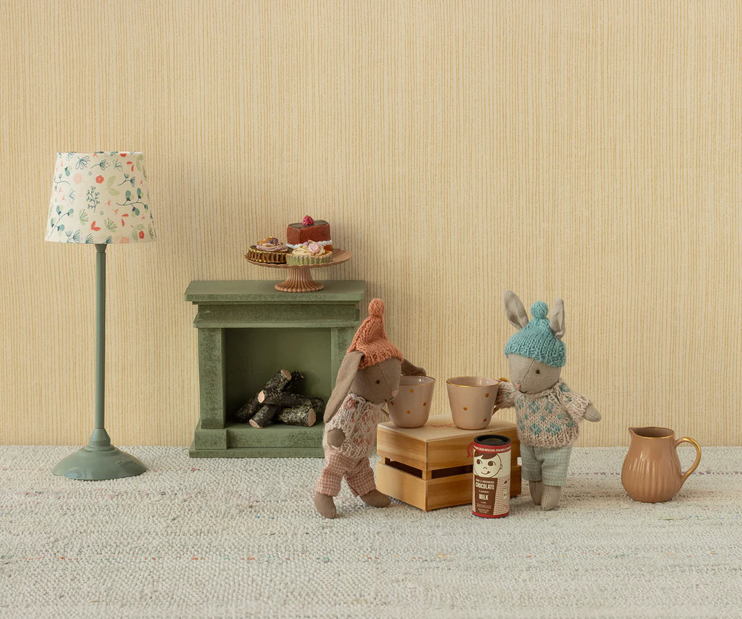 Micro Winter Bunny Brown Rose