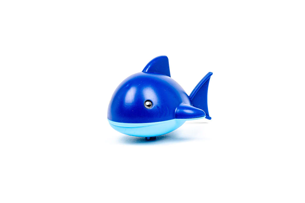 Wind Up Tub Shark Toy
